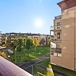 Apartament 3 Bedrooms - 2 Balconies - Modern - Family Friendly *