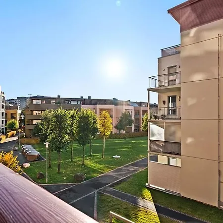 Apartamento 3 Bedrooms - 2 Balconies - Modern - Family Friendly *