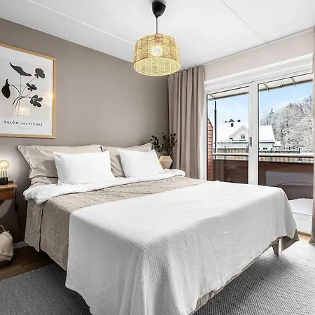 Apartamento 3 Bedrooms - 2 Balconies - Modern - Family Friendly Oslo